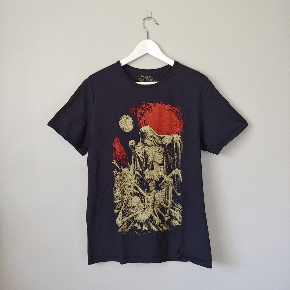 Lootwear Exclusive The Masque Of The Red Death Grafic T-Shirt Black Size Large